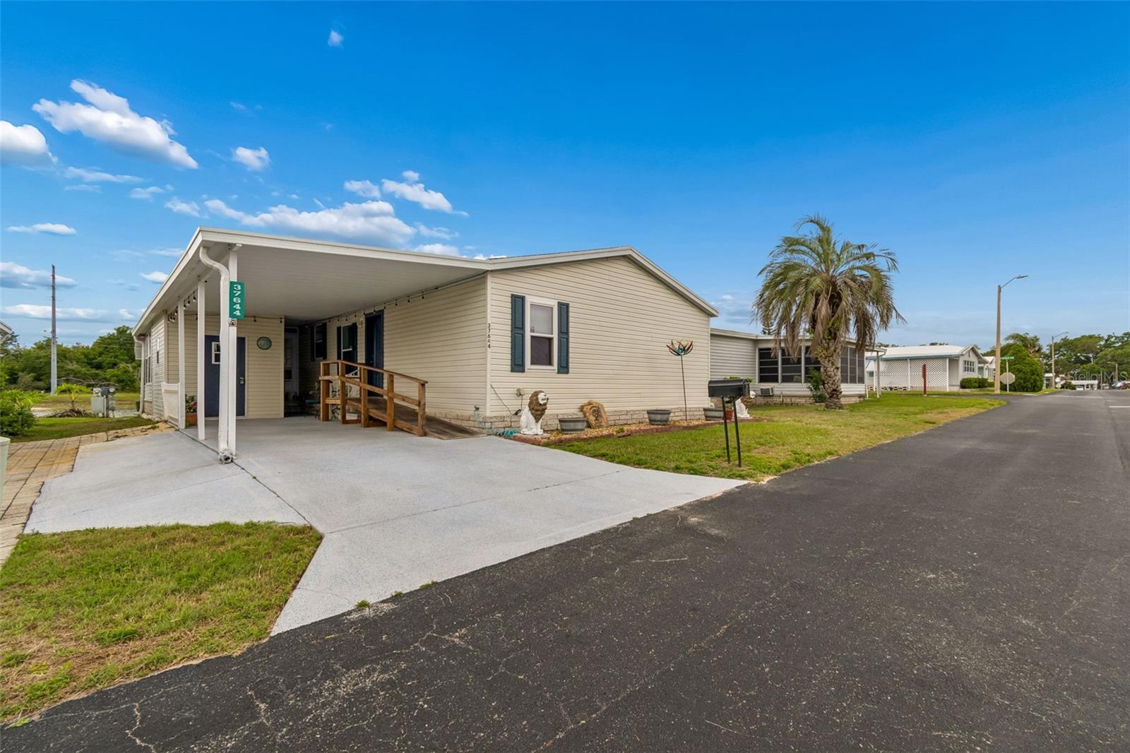 37644 PINATA AVE, ZEPHYRHILLS, FL, 33541