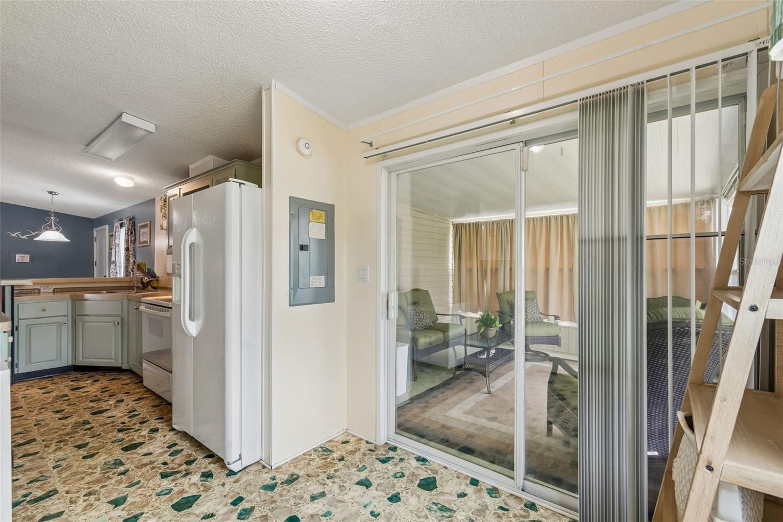 37644 PINATA AVE, ZEPHYRHILLS, FL, 33541