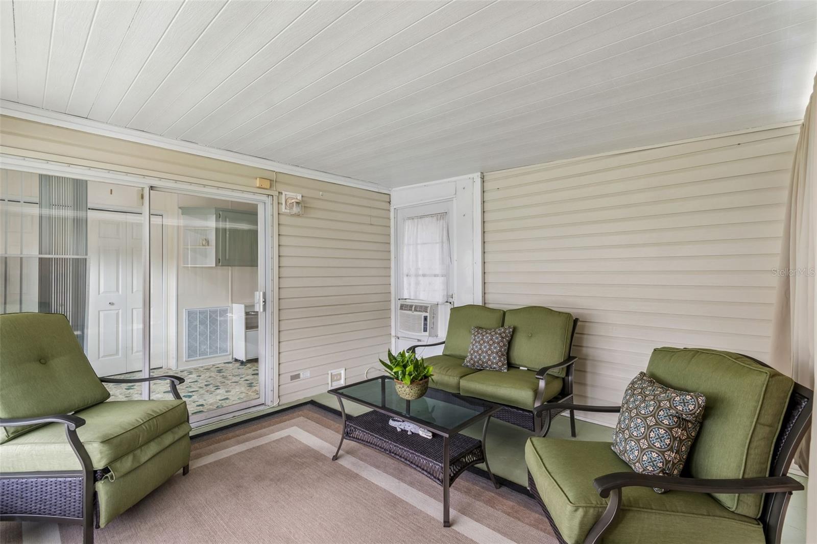 37644 PINATA AVE, ZEPHYRHILLS, FL, 33541