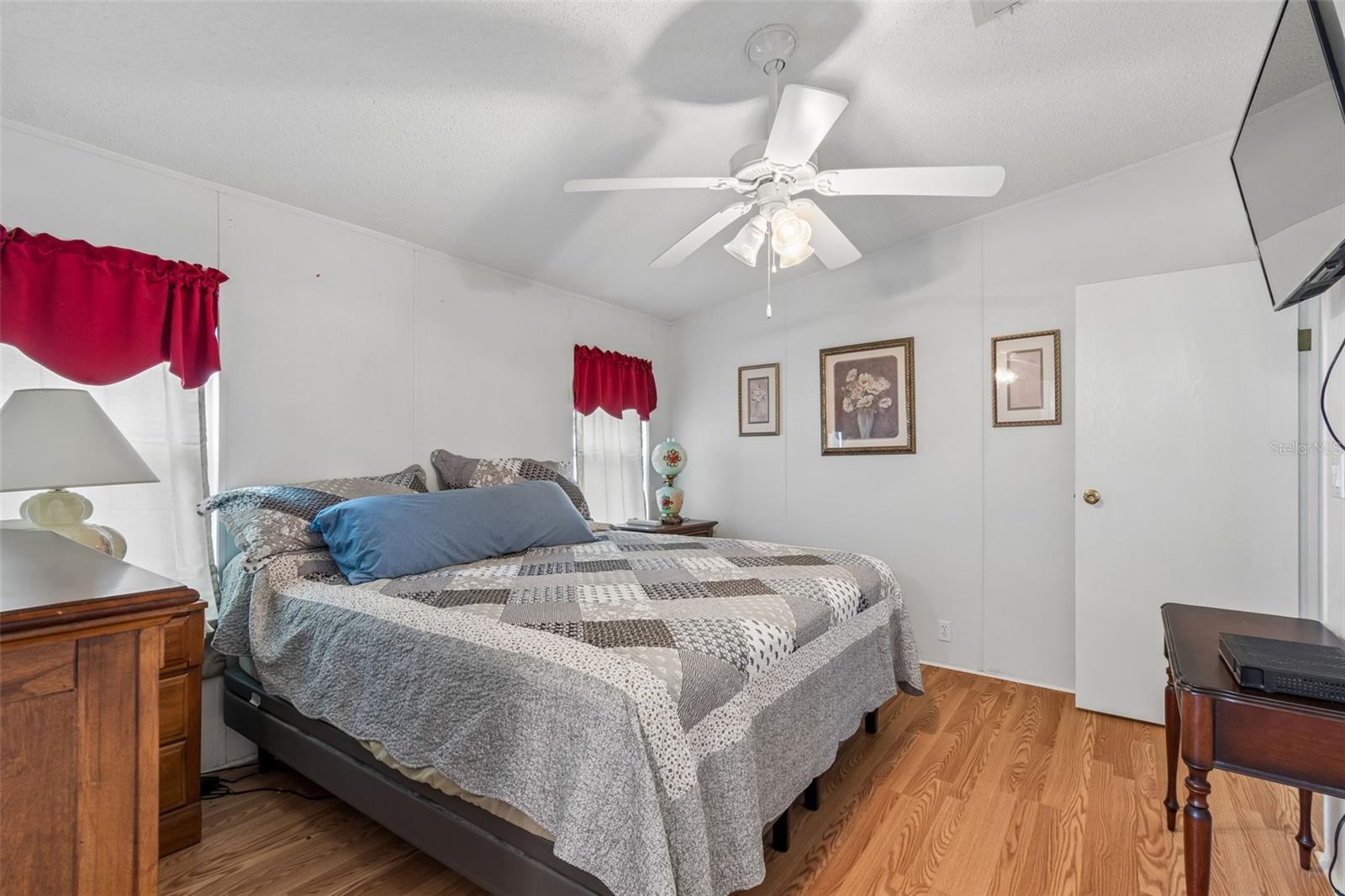 37644 PINATA AVE, ZEPHYRHILLS, FL, 33541