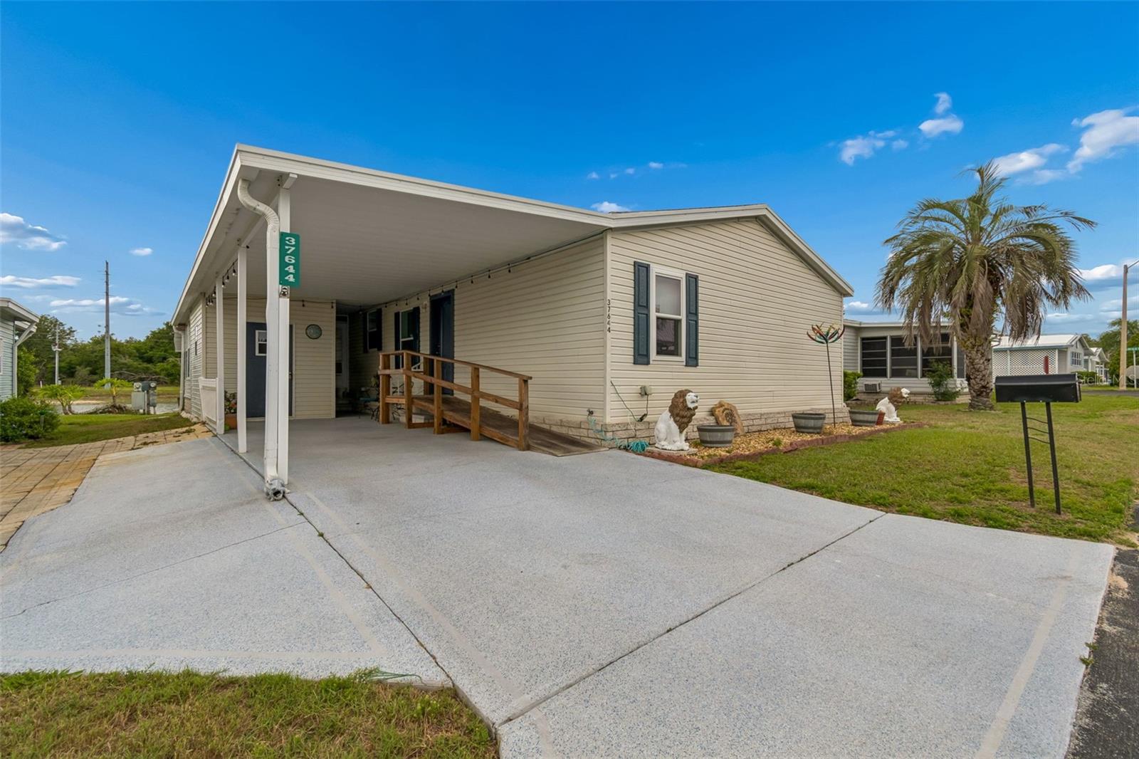 37644 PINATA AVE, ZEPHYRHILLS, FL, 33541