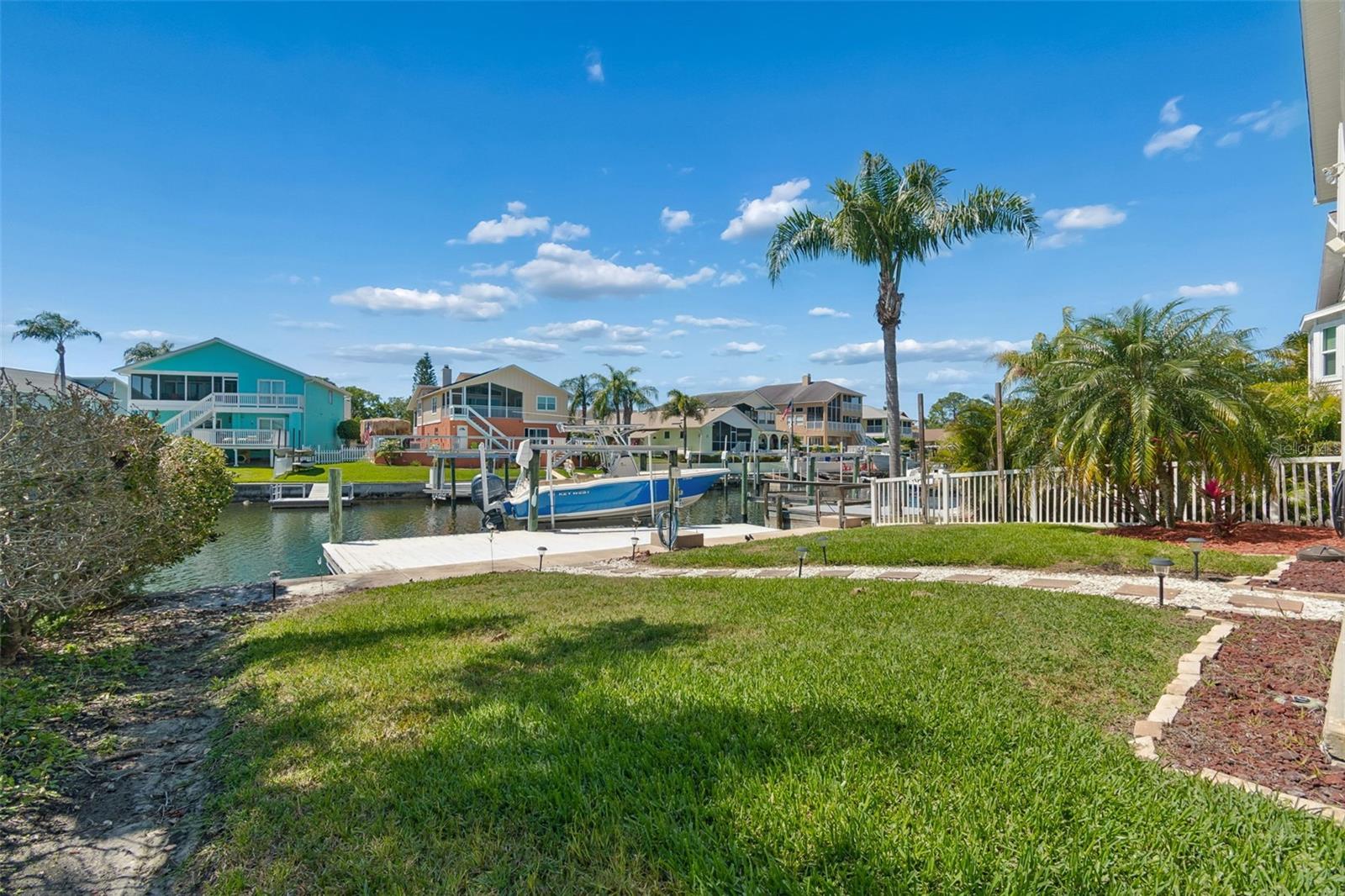 6211 BAYSIDE DR, NEW PORT RICHEY, FL, 34652