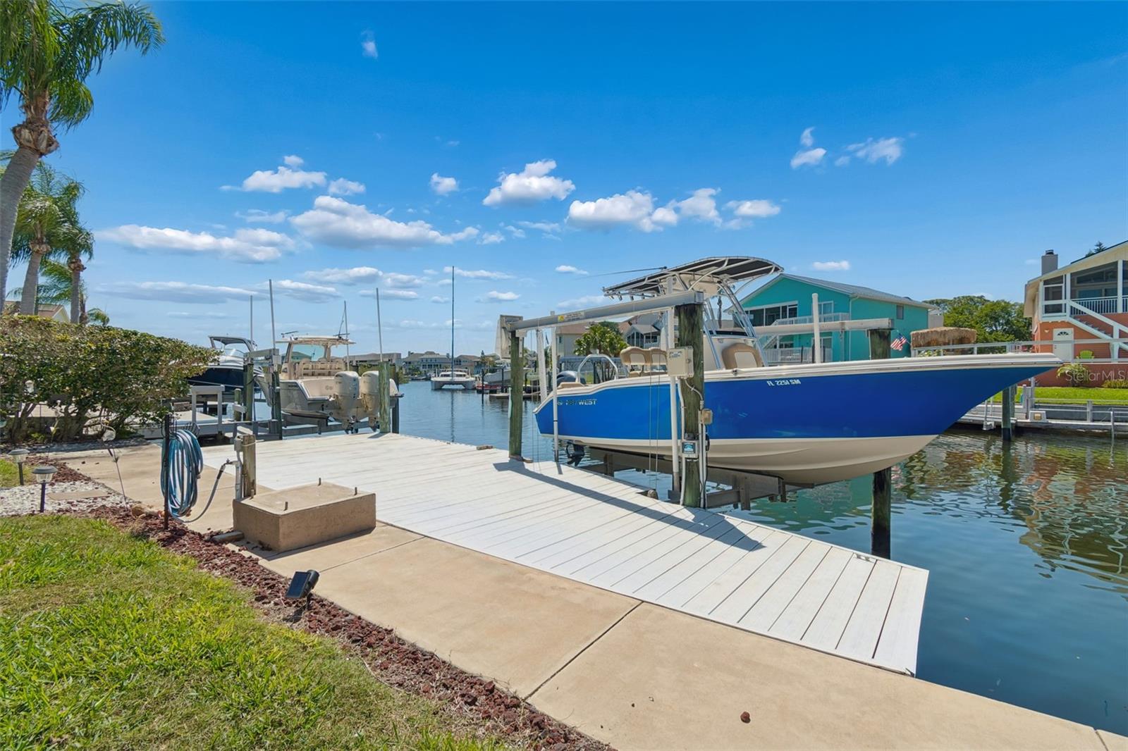 6211 BAYSIDE DR, NEW PORT RICHEY, FL, 34652