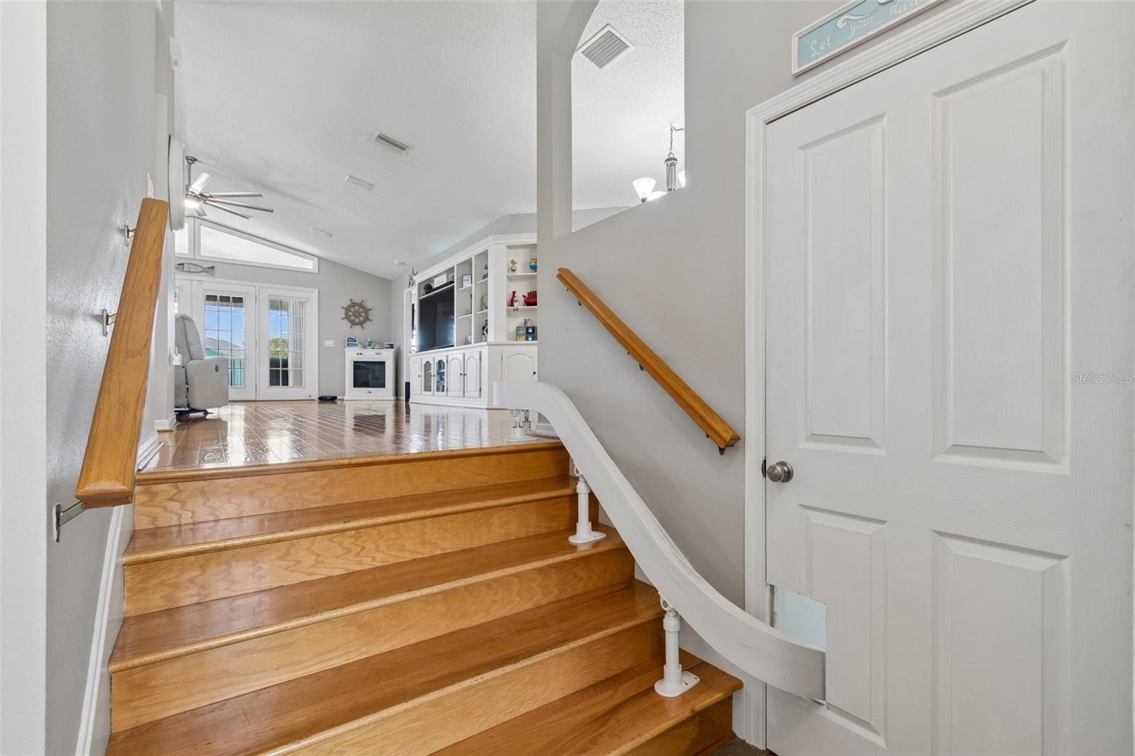 6211 BAYSIDE DR, NEW PORT RICHEY, FL, 34652