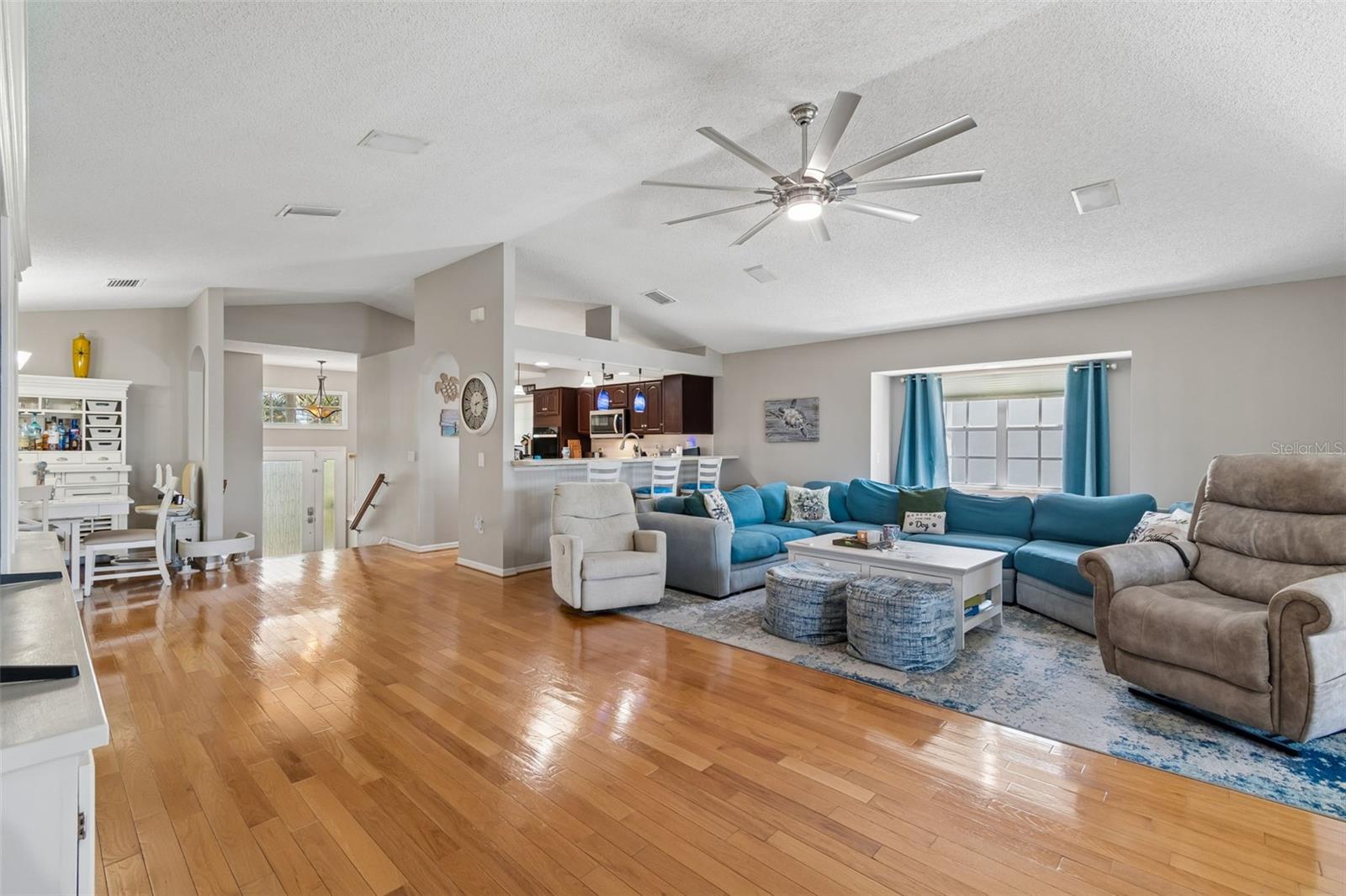 6211 BAYSIDE DR, NEW PORT RICHEY, FL, 34652