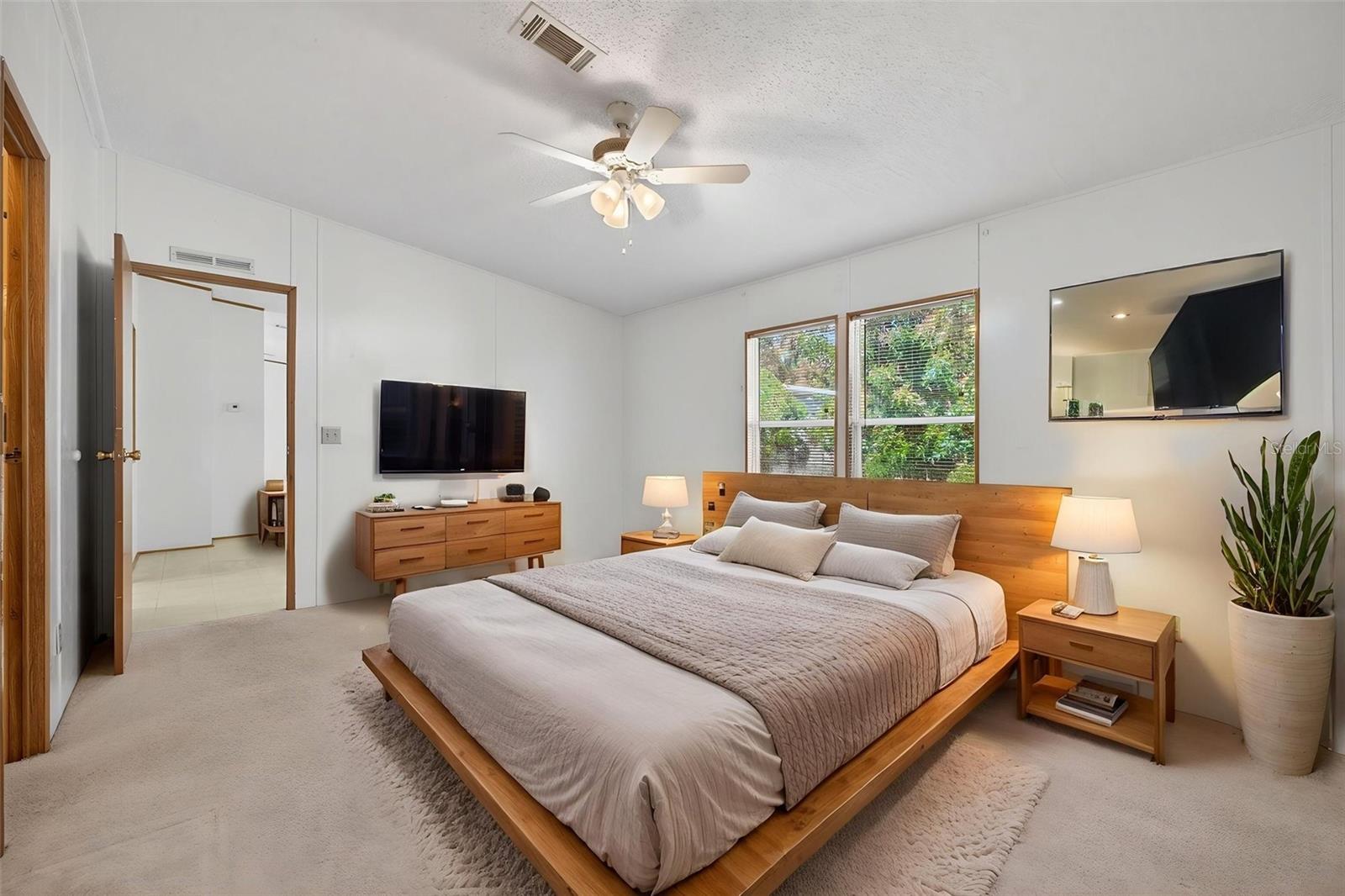 5892 FOX HAVEN DR, WINTER HAVEN, FL, 33884