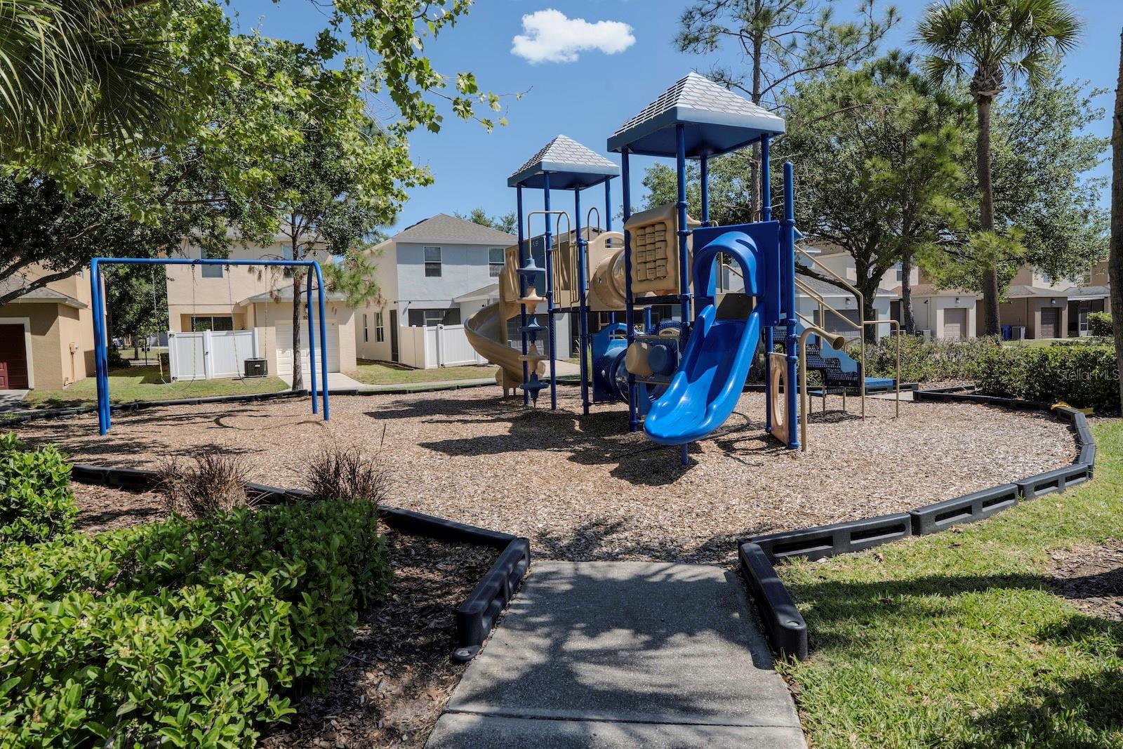 9136 HILLCROFT DR, RIVERVIEW, FL, 33578