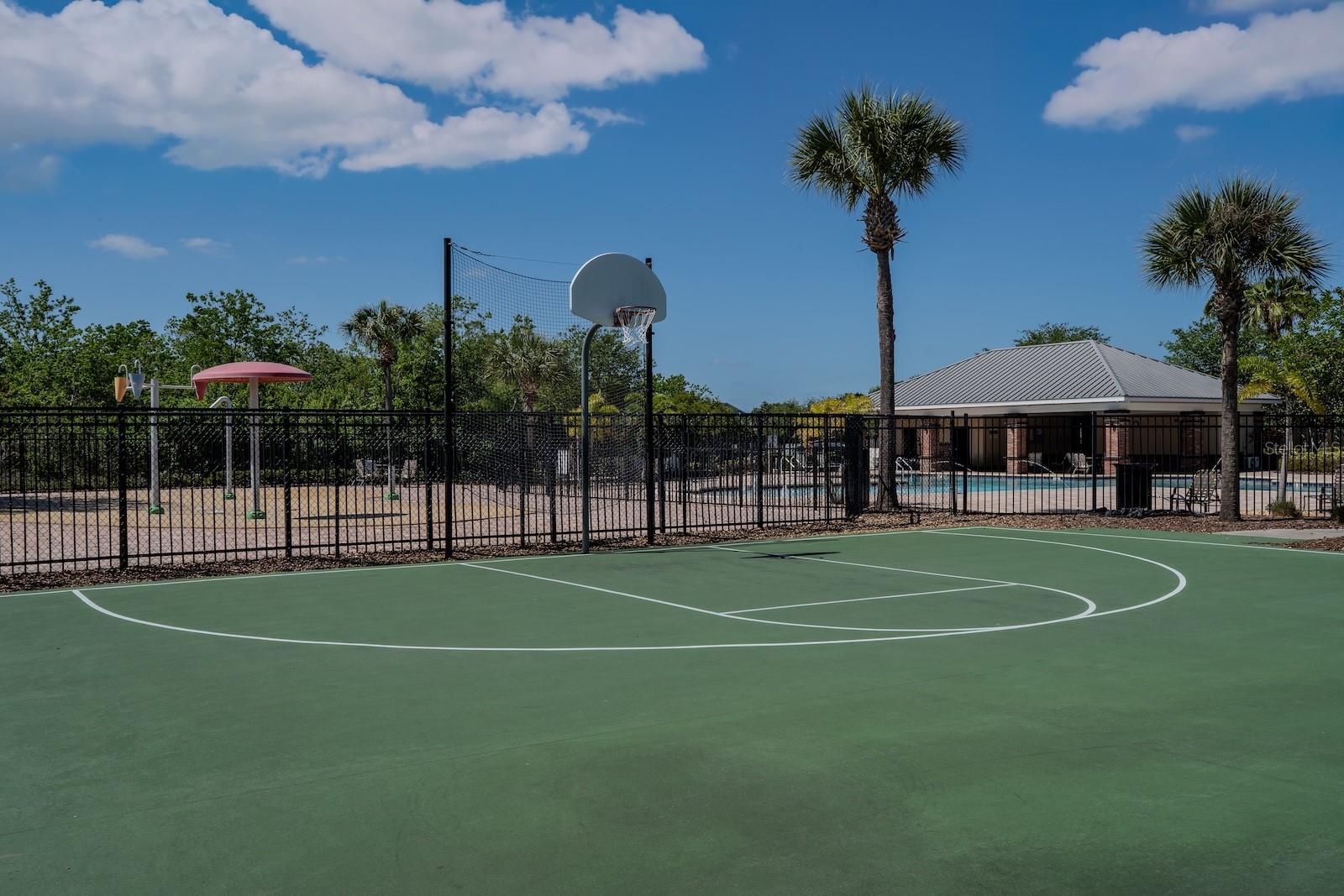 9136 HILLCROFT DR, RIVERVIEW, FL, 33578