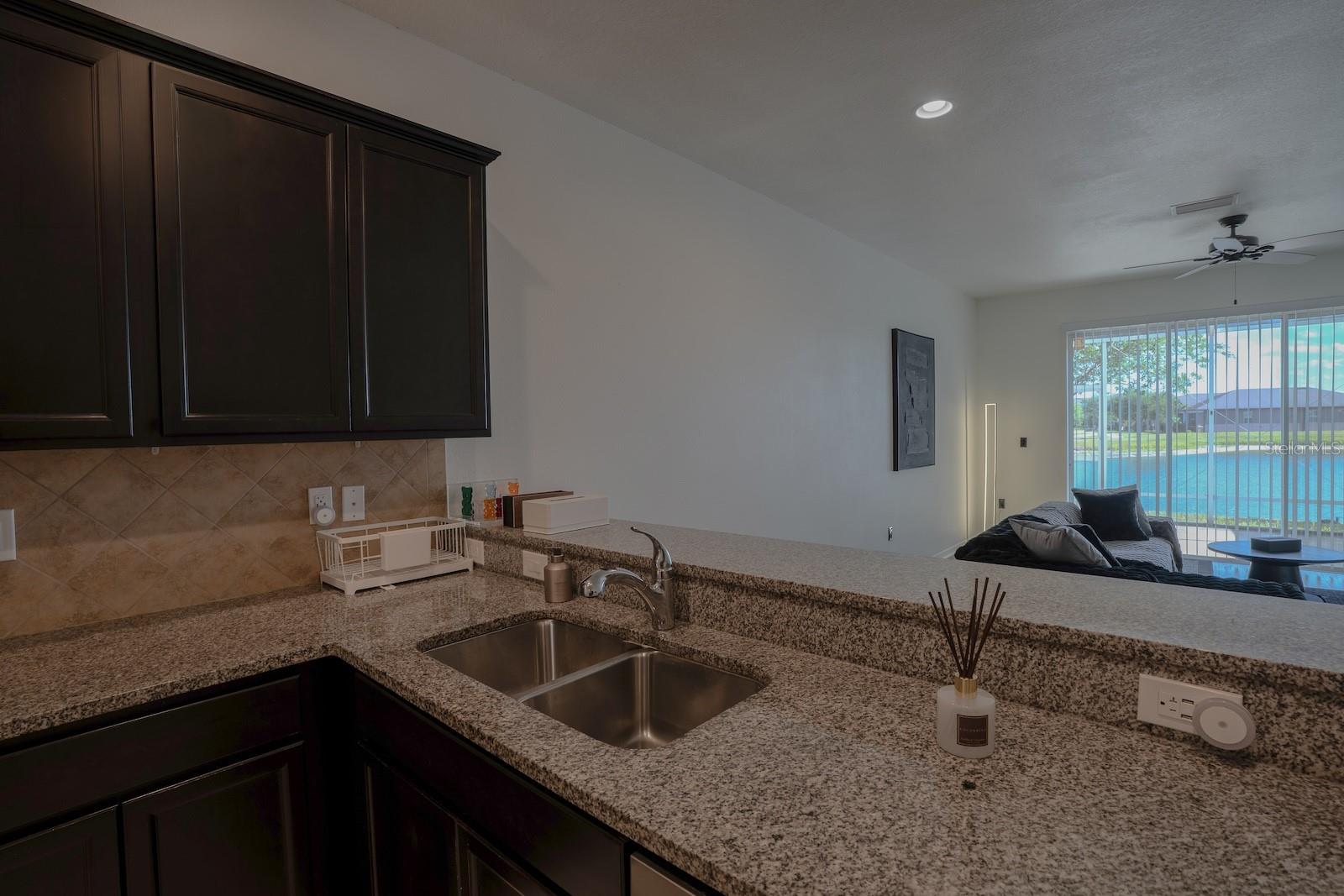 9136 HILLCROFT DR, RIVERVIEW, FL, 33578