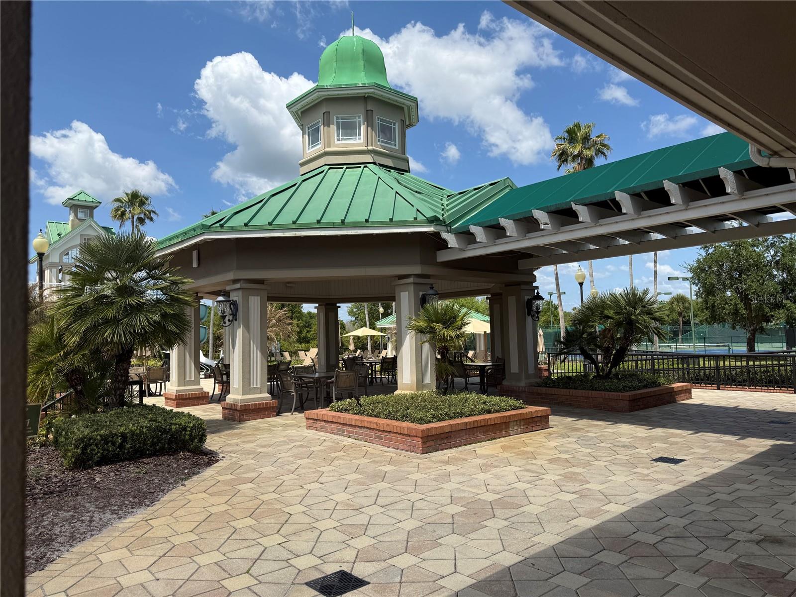 19138 MEADOW PINE DR, TAMPA, FL, 33647