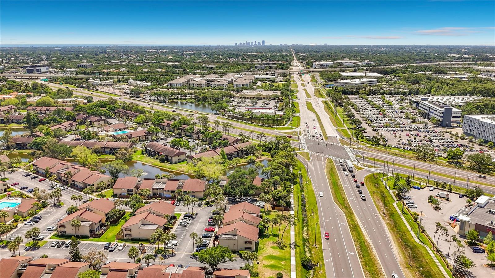 890 N VILLAGE DR N #204, ST PETERSBURG, FL, 33716