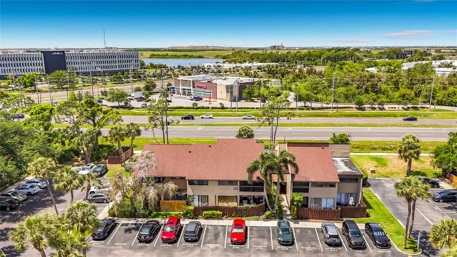 890 N VILLAGE DR N #204, ST PETERSBURG, FL, 33716