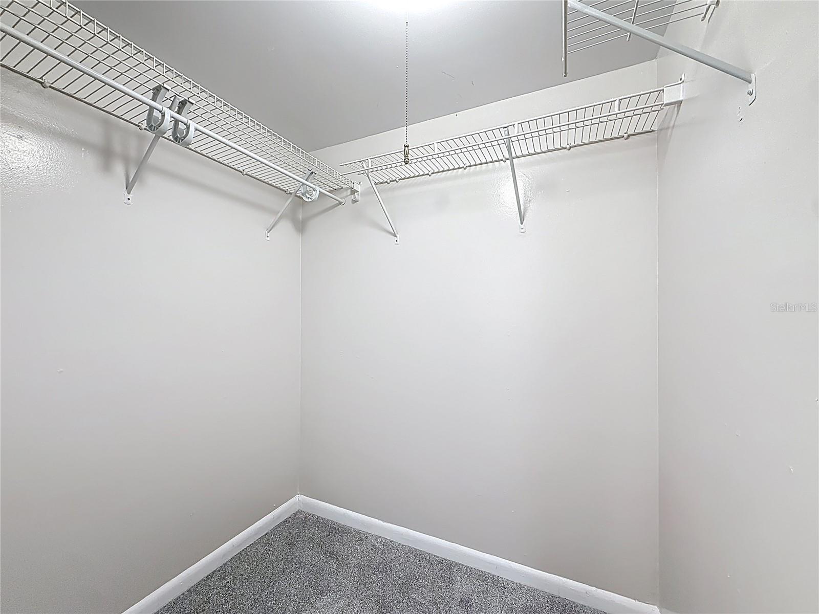 890 N VILLAGE DR N #204, ST PETERSBURG, FL, 33716