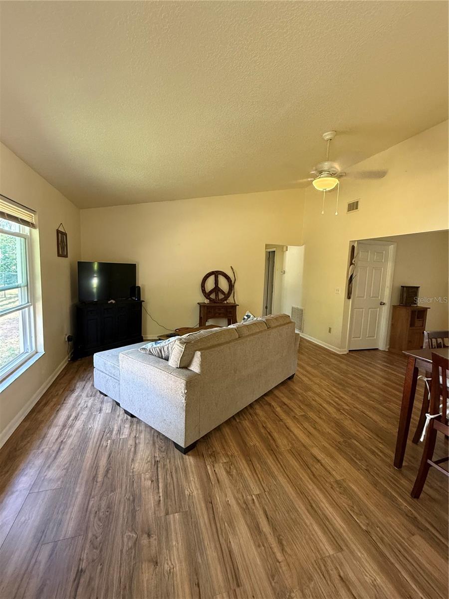 24 WESTHAMPTON DR, PALM COAST, FL, 32164