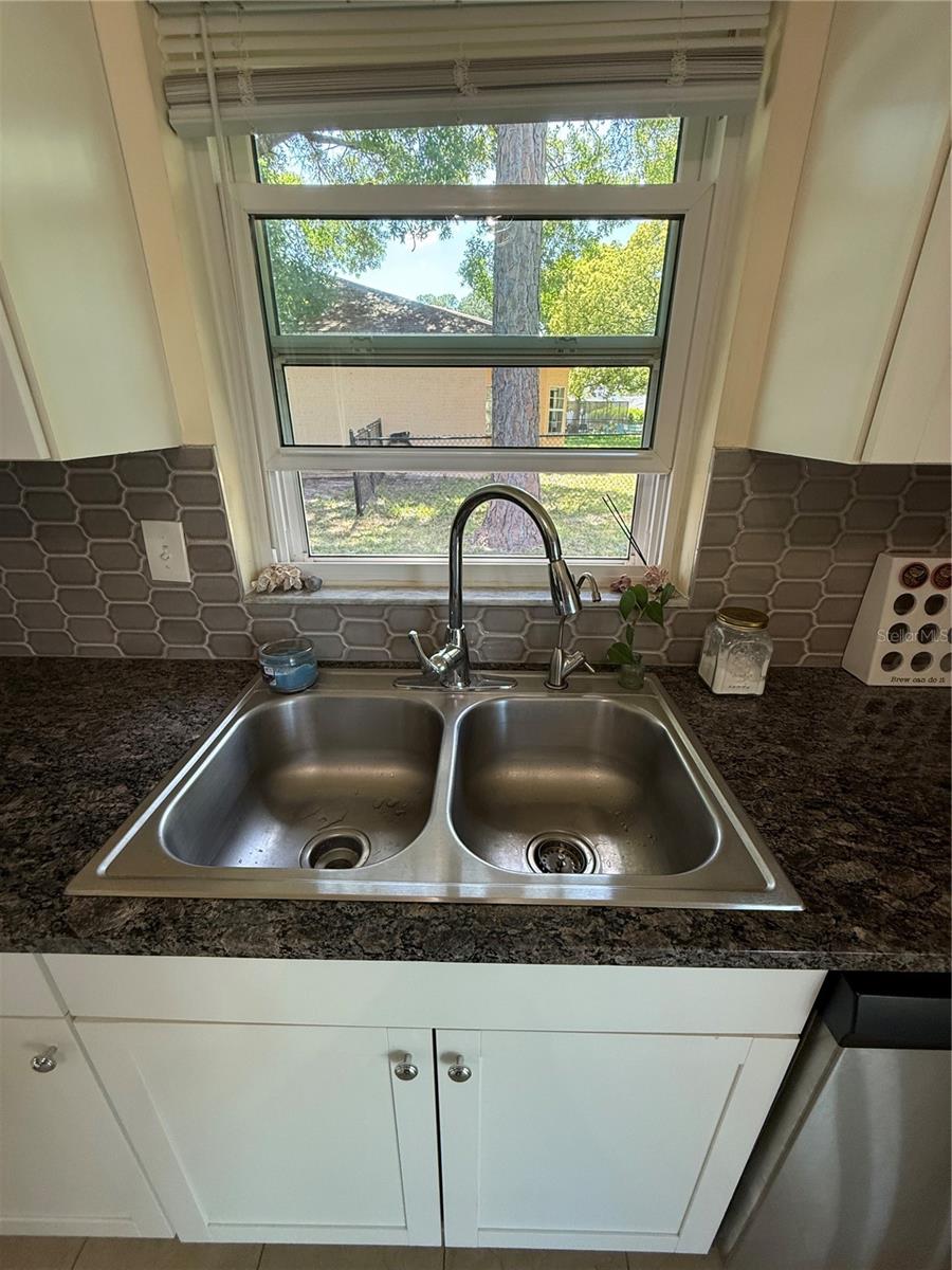 24 WESTHAMPTON DR, PALM COAST, FL, 32164