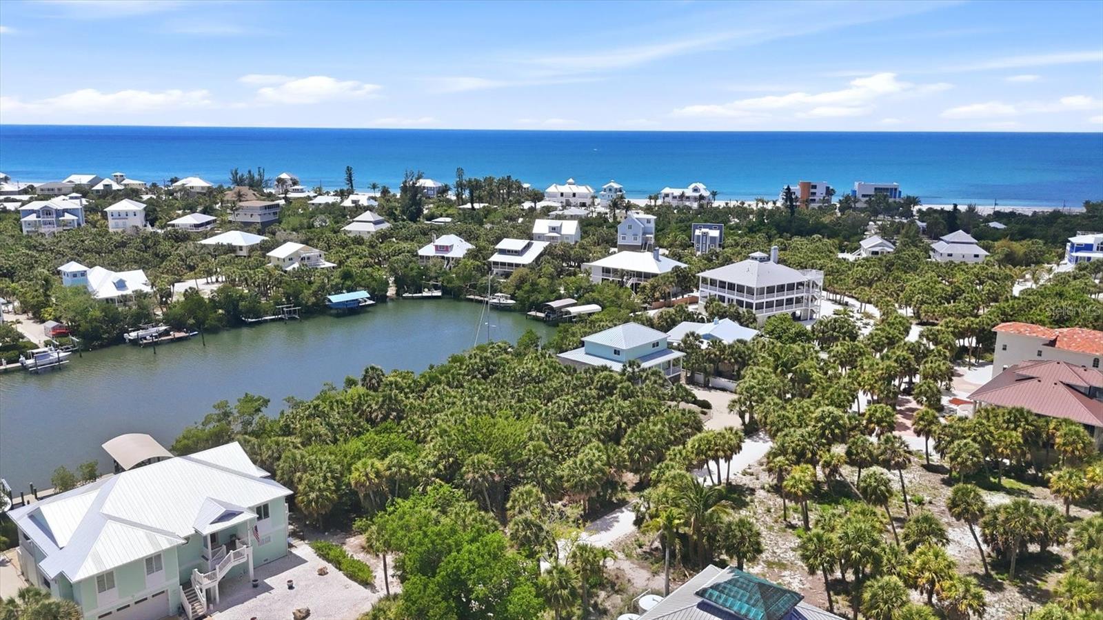 70 PALM DR, PLACIDA, FL, 33946