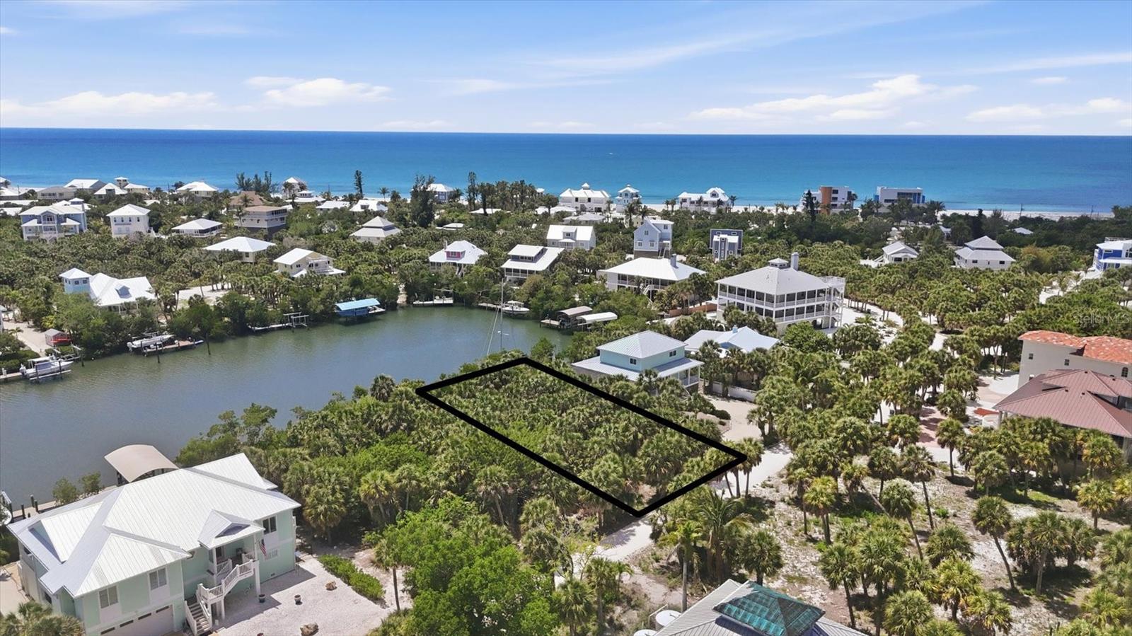 70 PALM DR, PLACIDA, FL, 33946