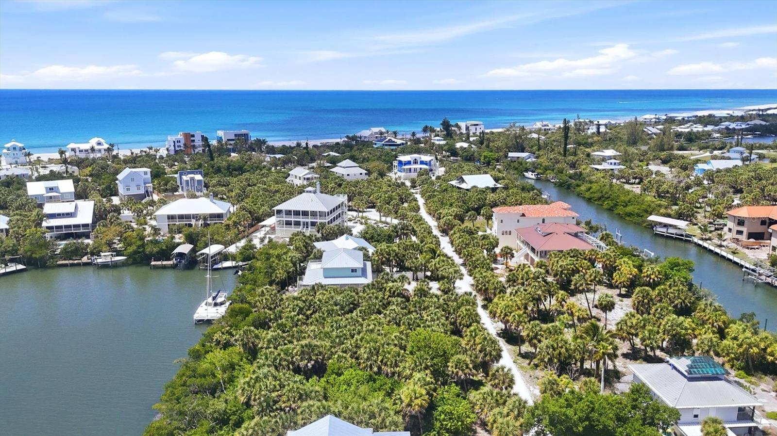 70 PALM DR, PLACIDA, FL, 33946