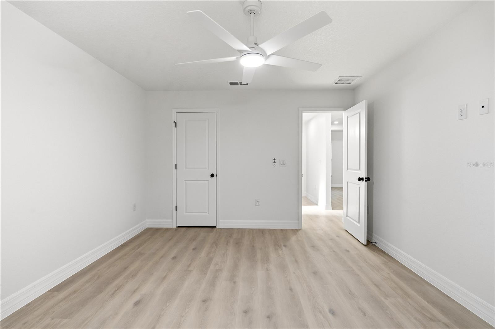 12116 PETREL AVE, WEEKI WACHEE, FL, 34614