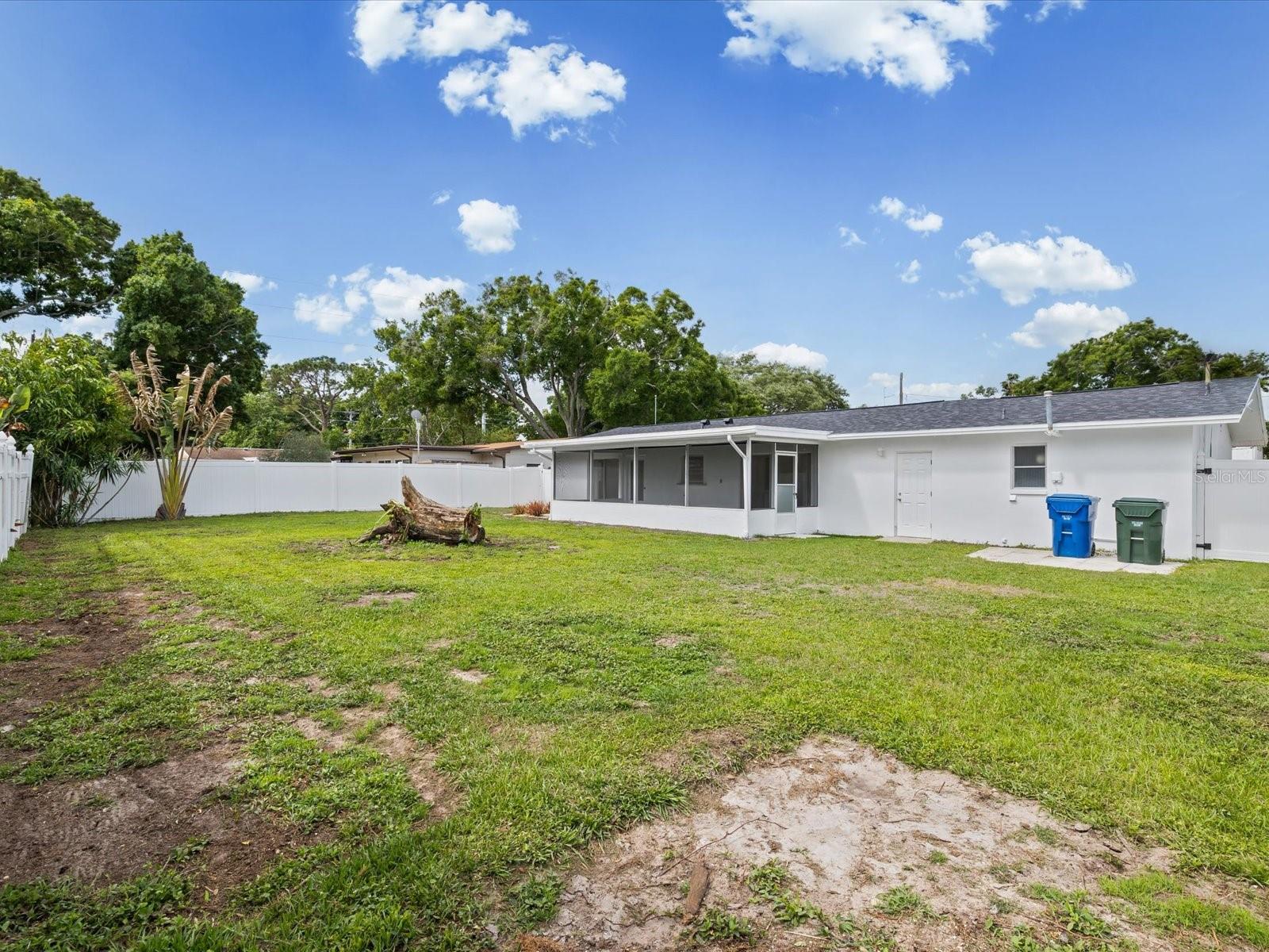 865 IMPERIAL DR, LARGO, FL, 33771