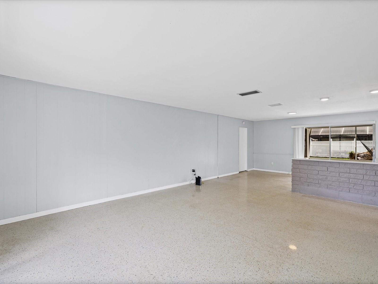 865 IMPERIAL DR, LARGO, FL, 33771