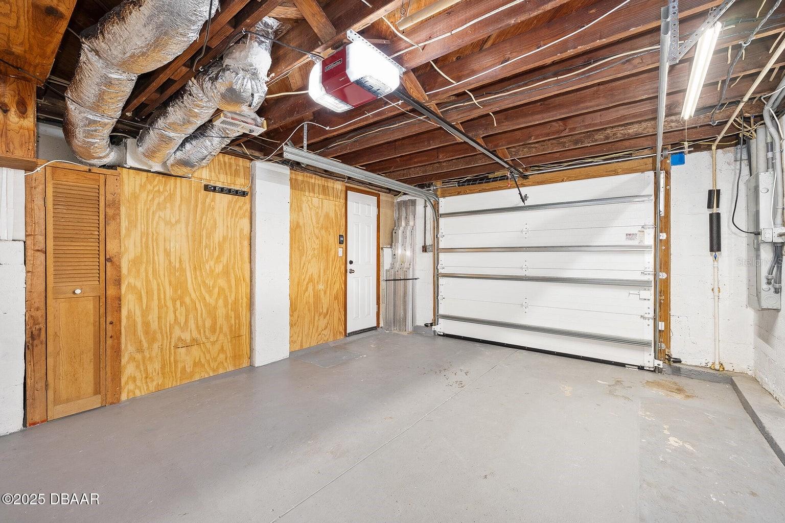 448 NAUTILUS AVE, DAYTONA BEACH, FL, 32118