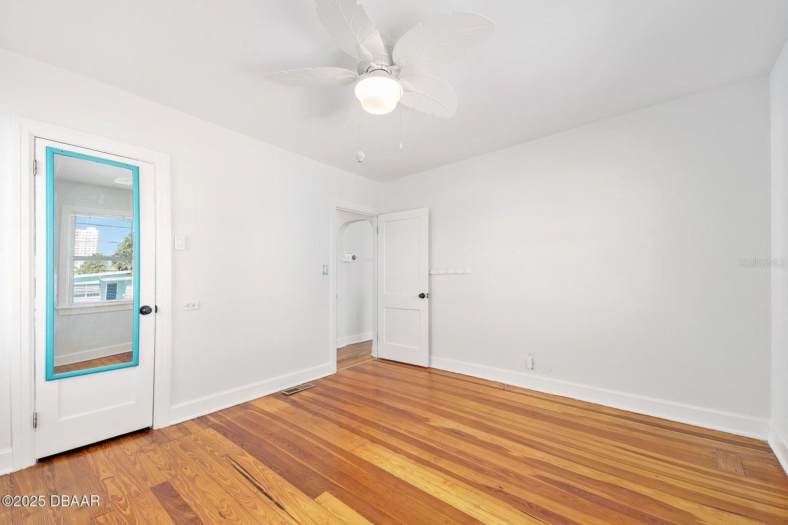 448 NAUTILUS AVE, DAYTONA BEACH, FL, 32118