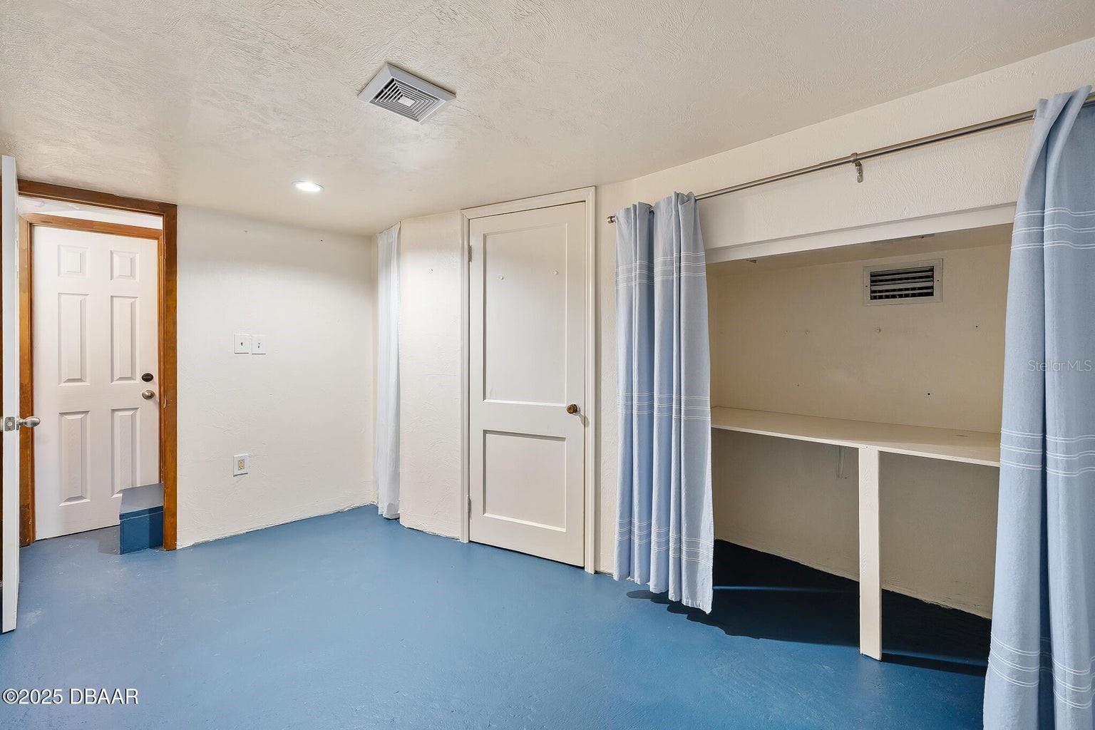 448 NAUTILUS AVE, DAYTONA BEACH, FL, 32118