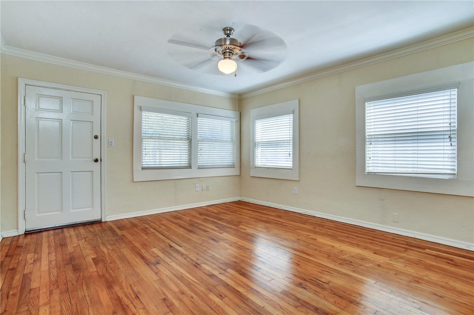 303 S AUDUBON AVE, TAMPA, FL, 33609