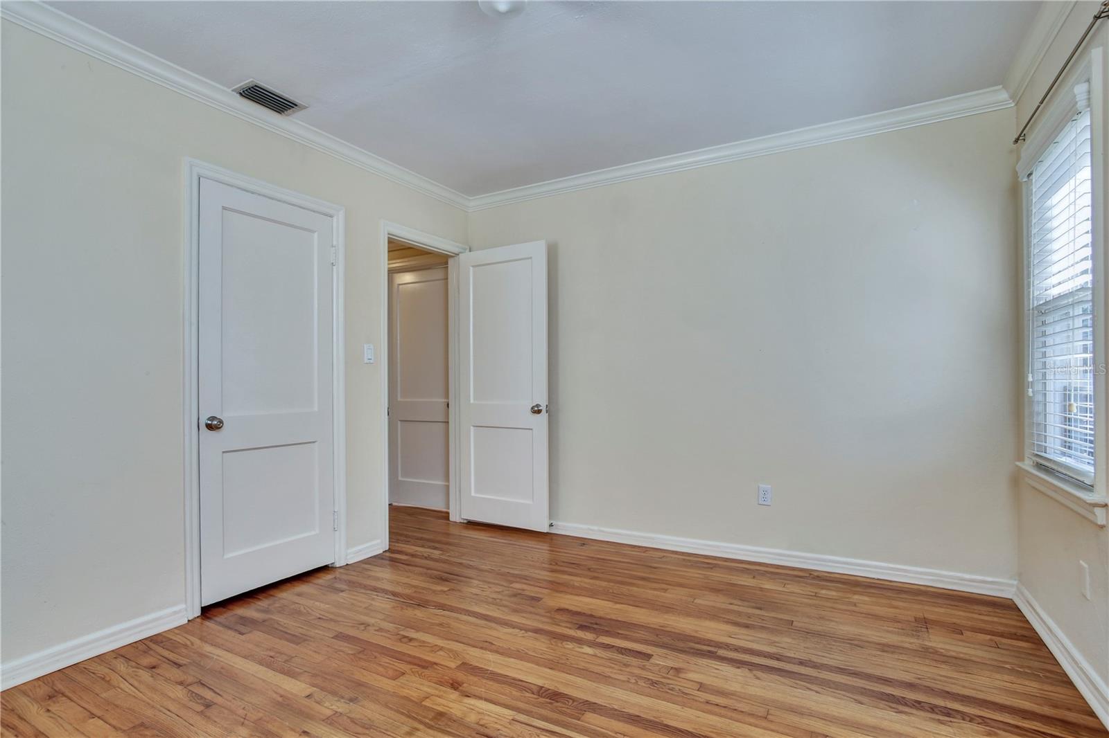 303 S AUDUBON AVE, TAMPA, FL, 33609