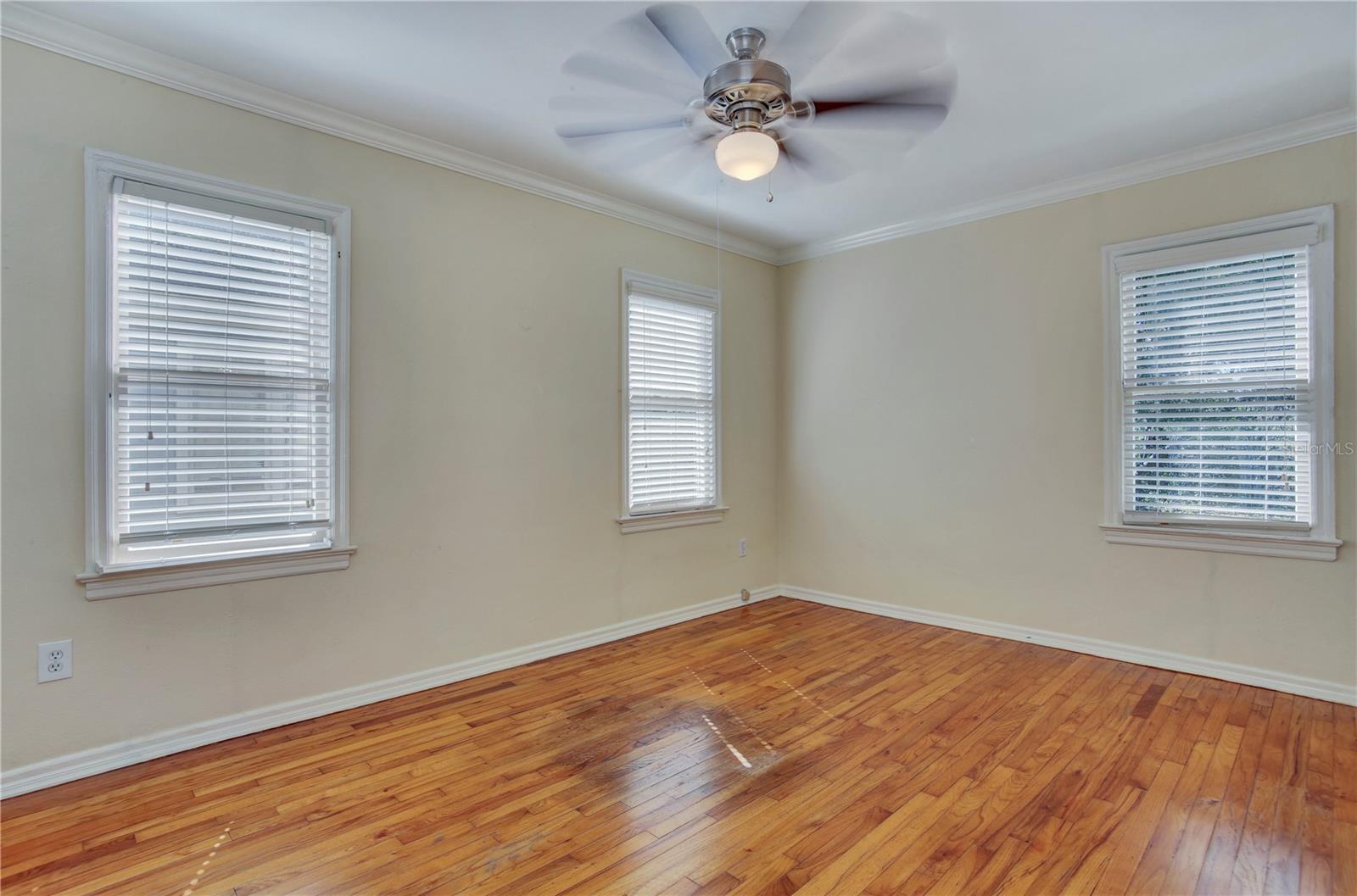 303 S AUDUBON AVE, TAMPA, FL, 33609