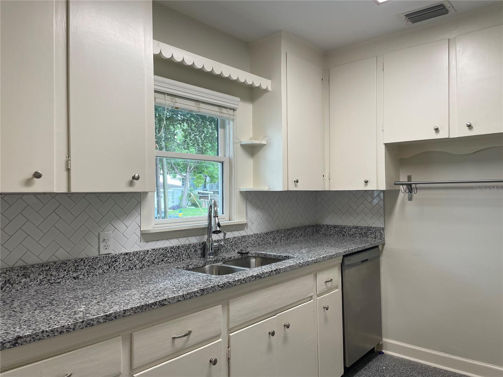 303 S AUDUBON AVE, TAMPA, FL, 33609