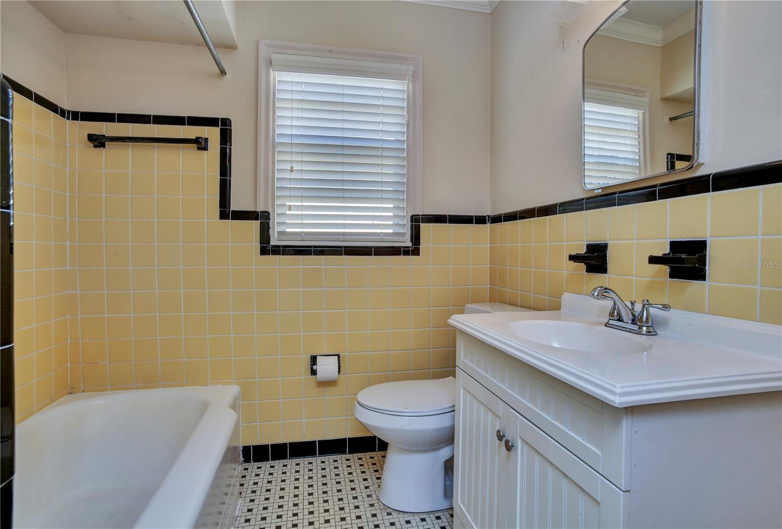 303 S AUDUBON AVE, TAMPA, FL, 33609