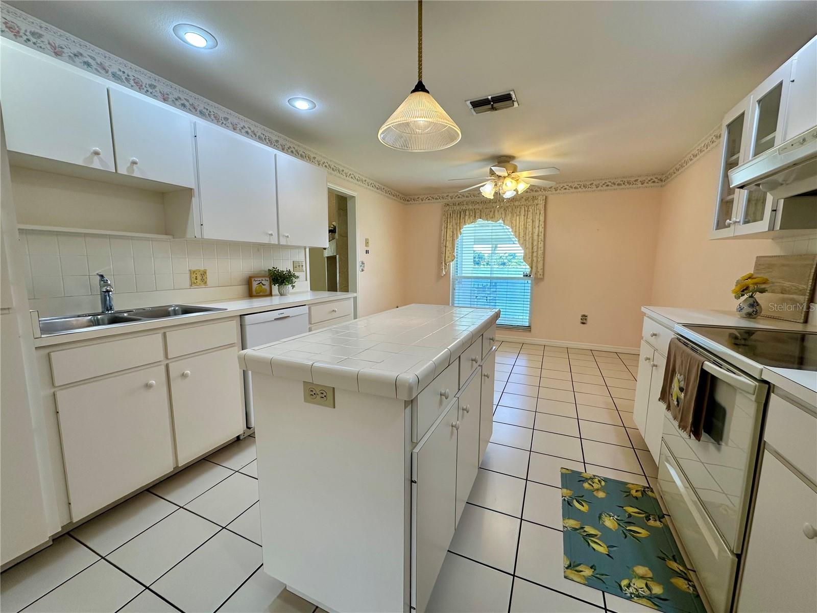 701 SPICEWOOD DR, LAKELAND, FL, 33801