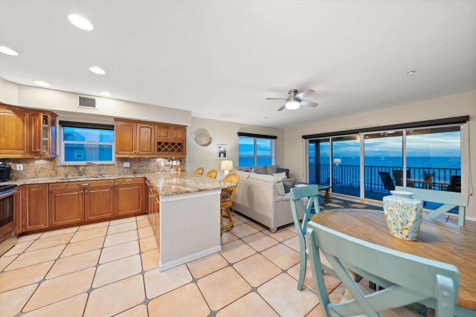 102 GULF BLVD #401, INDIAN ROCKS BEACH, FL, 33785