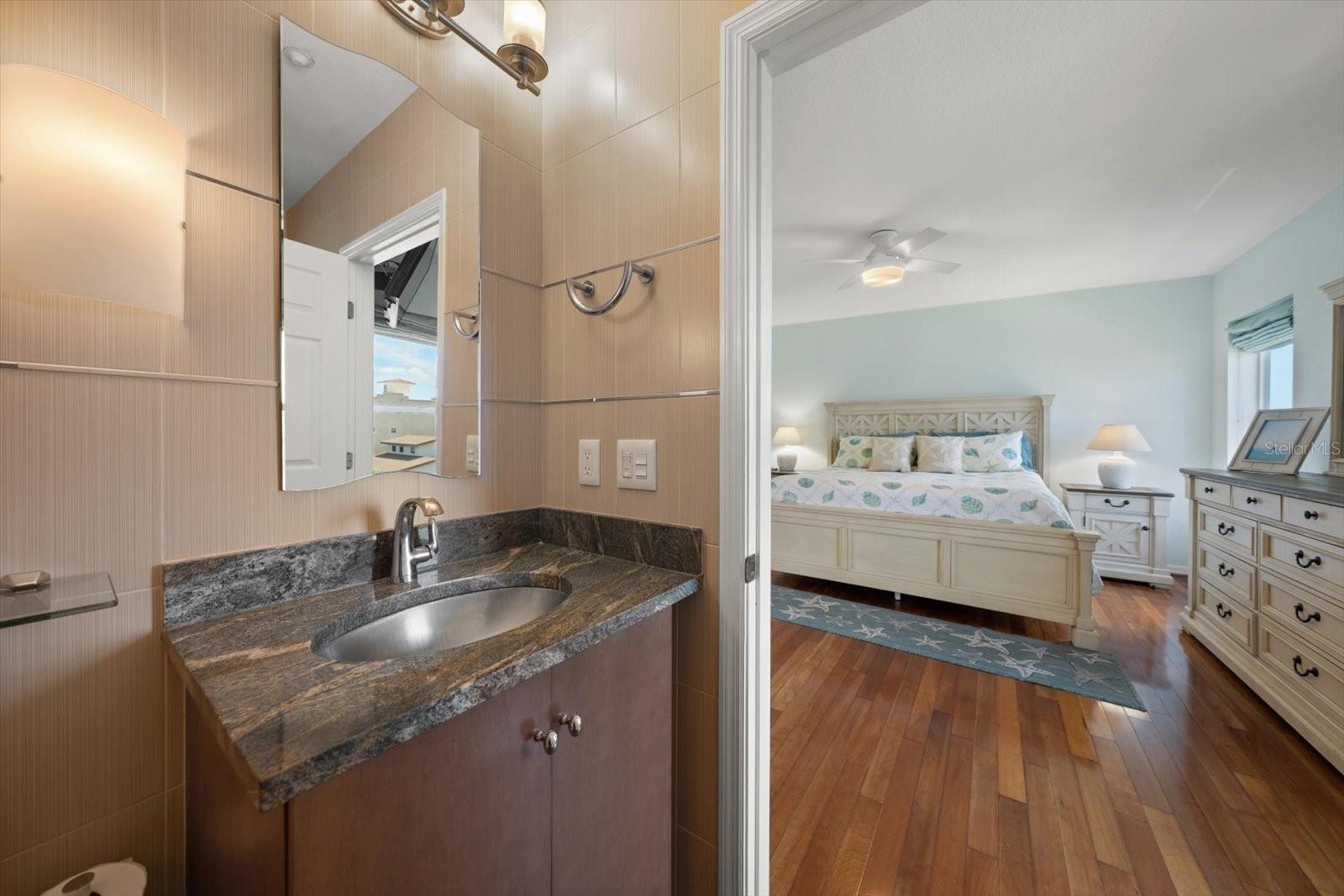 102 GULF BLVD #401, INDIAN ROCKS BEACH, FL, 33785