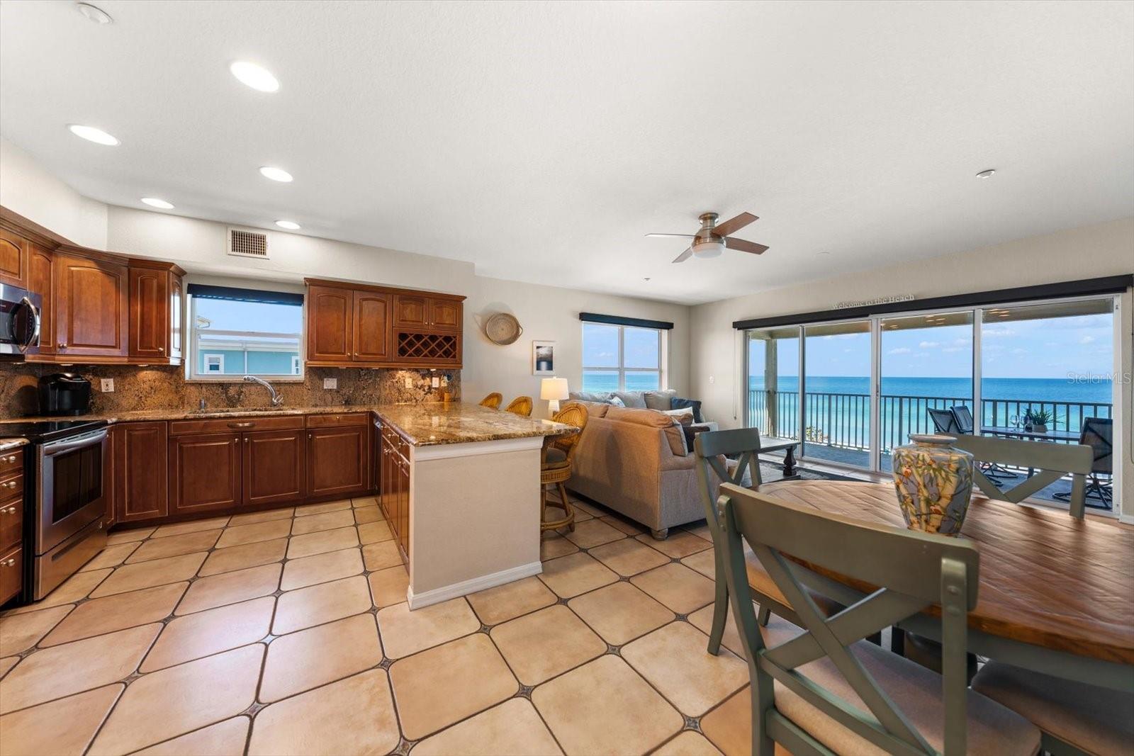 102 GULF BLVD #401, INDIAN ROCKS BEACH, FL, 33785