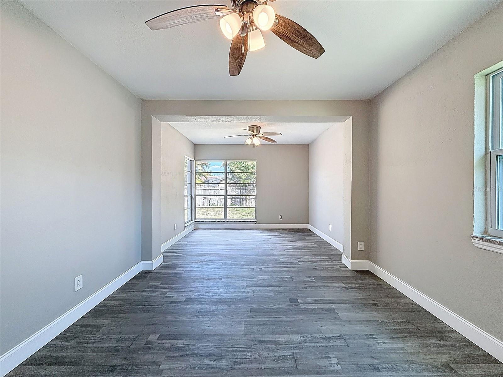 4221 SHORE ACRES BLVD NE, ST PETERSBURG, FL, 33703