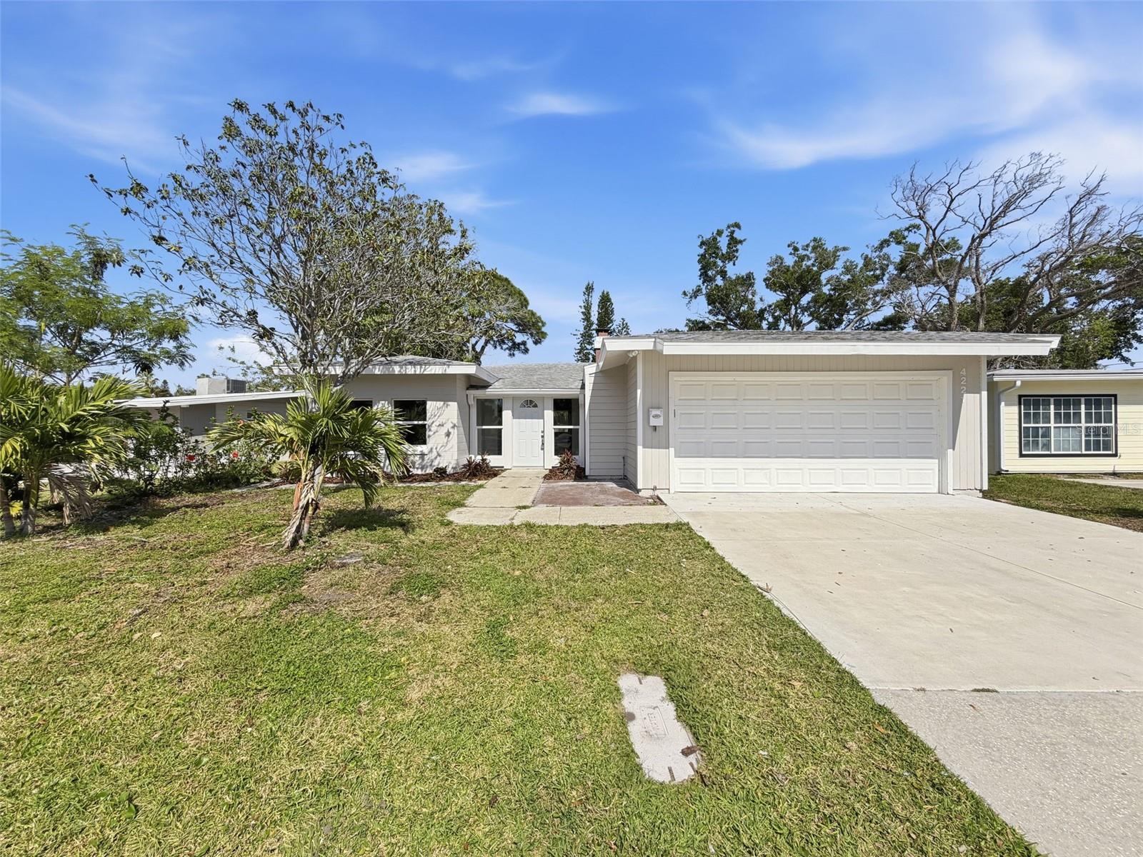 4221 SHORE ACRES BLVD NE, ST PETERSBURG, FL, 33703