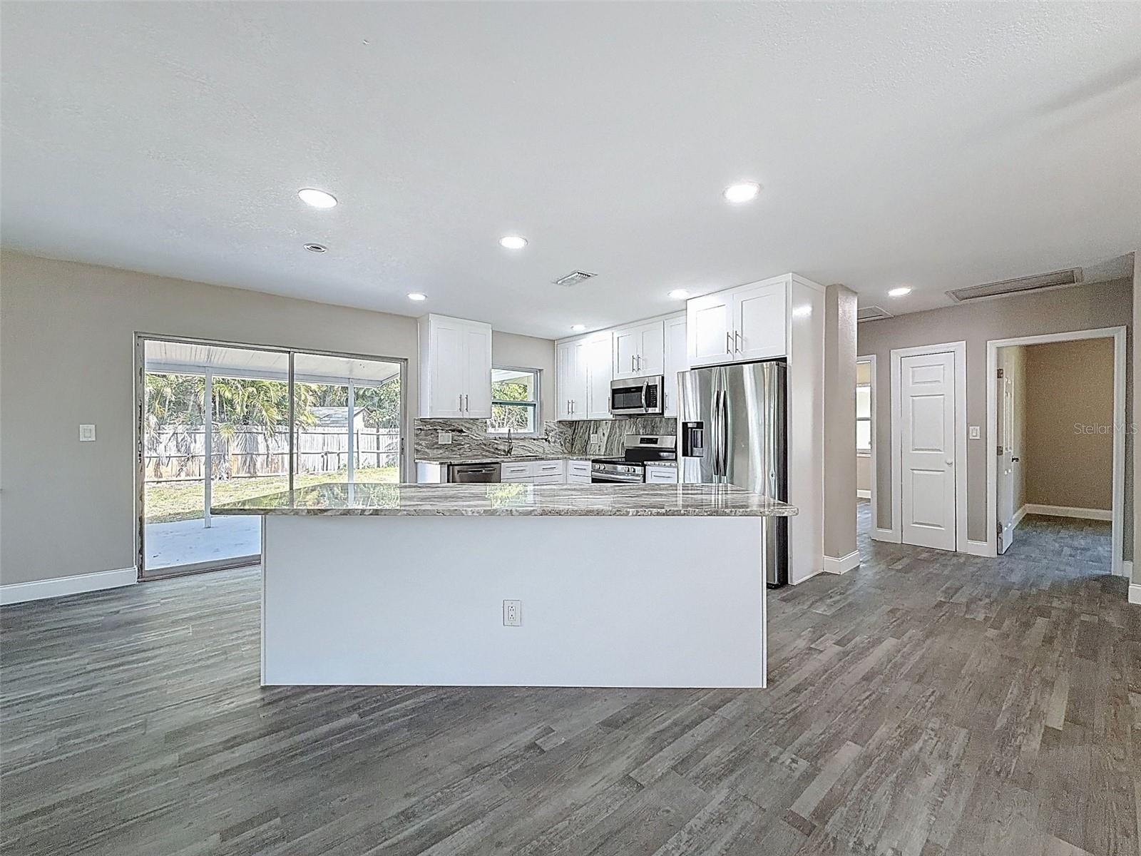 4221 SHORE ACRES BLVD NE, ST PETERSBURG, FL, 33703