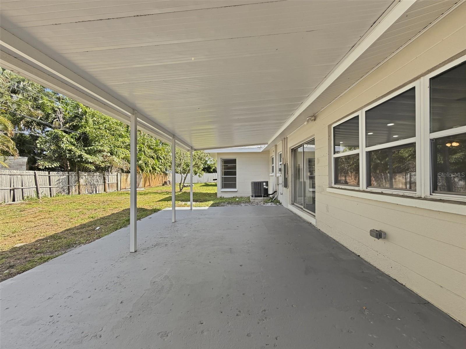 4221 SHORE ACRES BLVD NE, ST PETERSBURG, FL, 33703