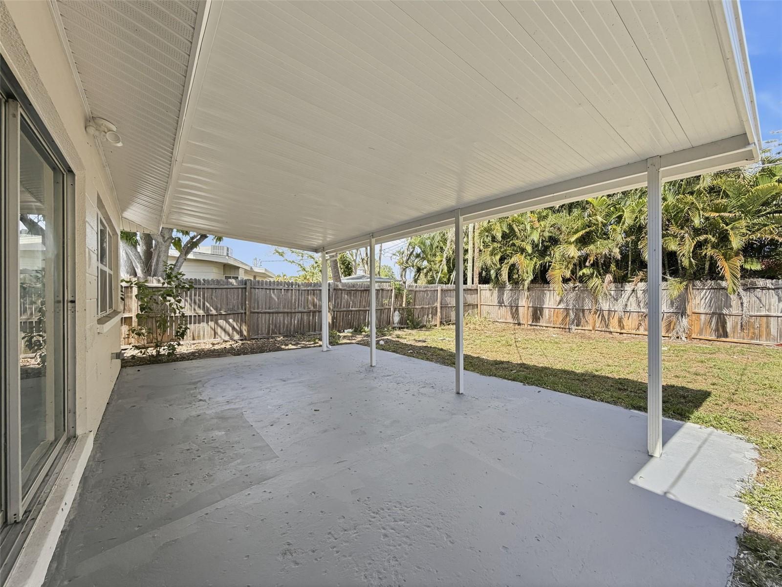 4221 SHORE ACRES BLVD NE, ST PETERSBURG, FL, 33703