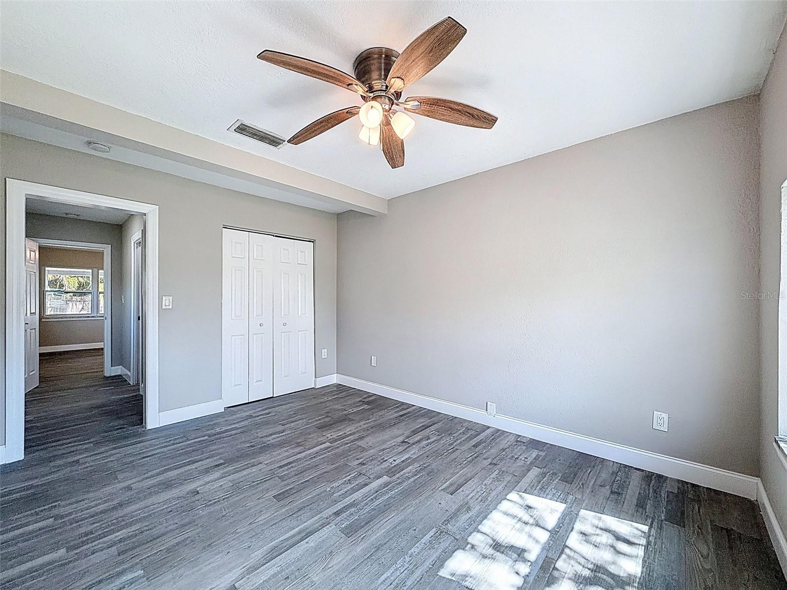 4221 SHORE ACRES BLVD NE, ST PETERSBURG, FL, 33703