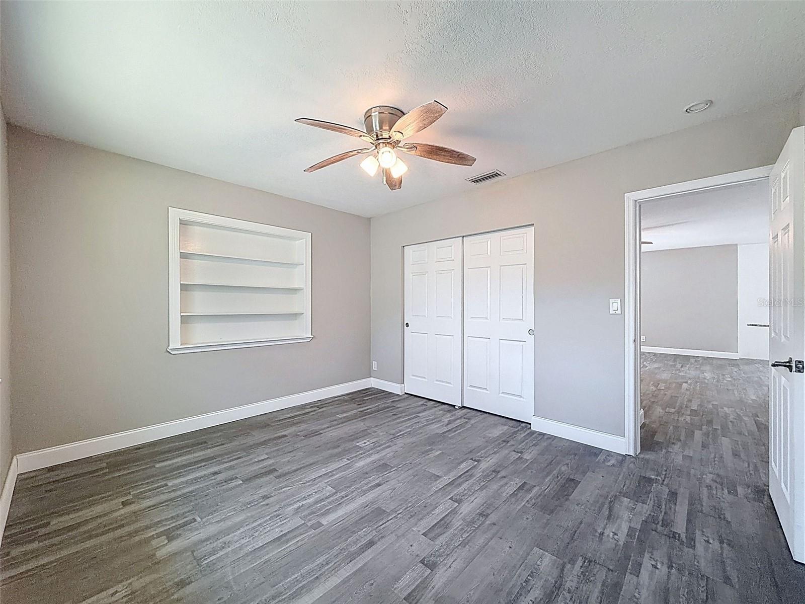 4221 SHORE ACRES BLVD NE, ST PETERSBURG, FL, 33703