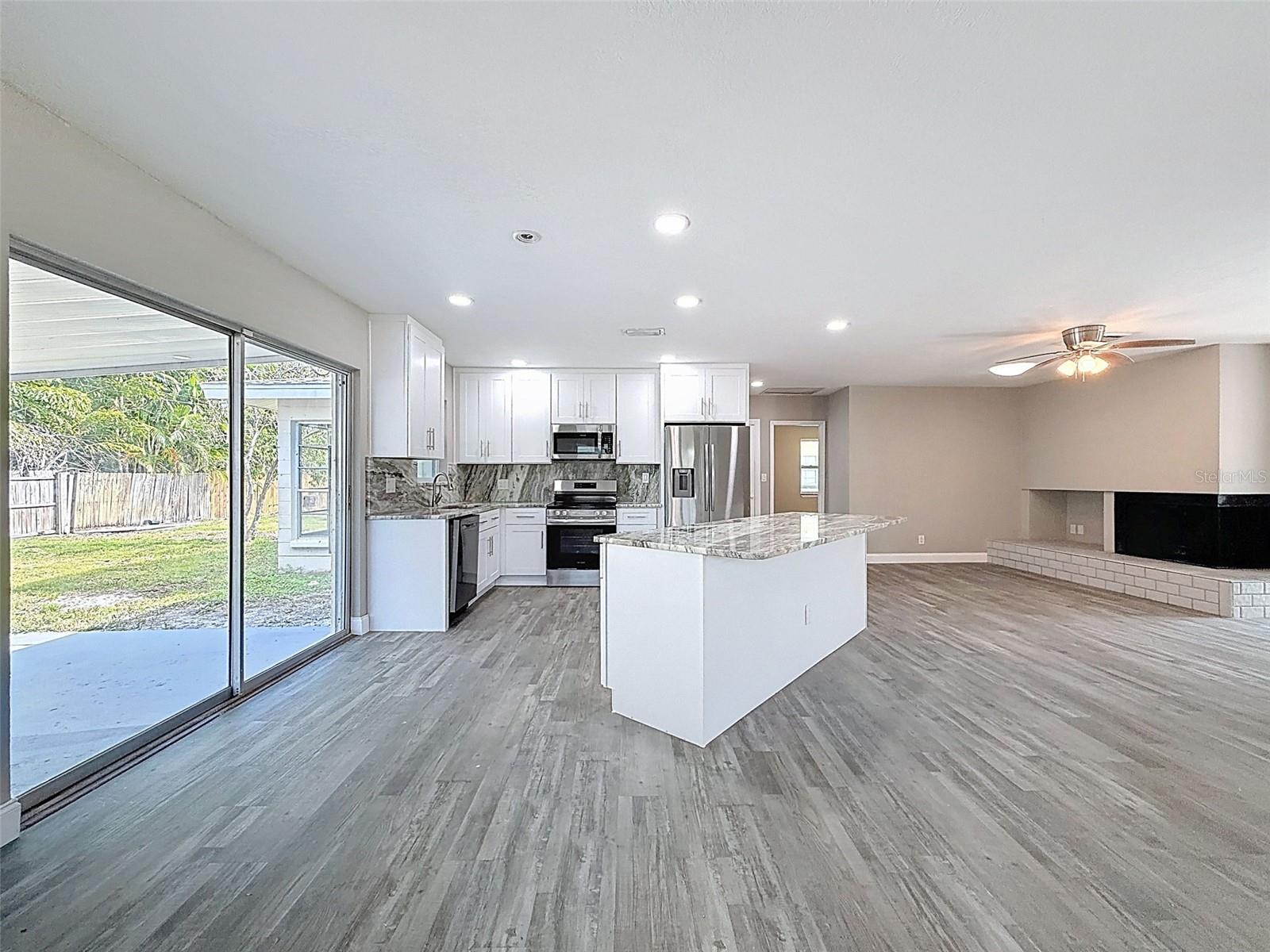 4221 SHORE ACRES BLVD NE, ST PETERSBURG, FL, 33703