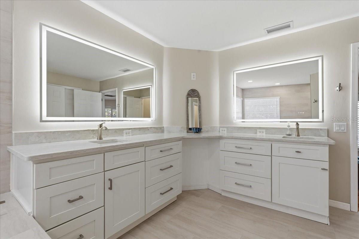 196 SHORE DR, PALM HARBOR, FL, 34683