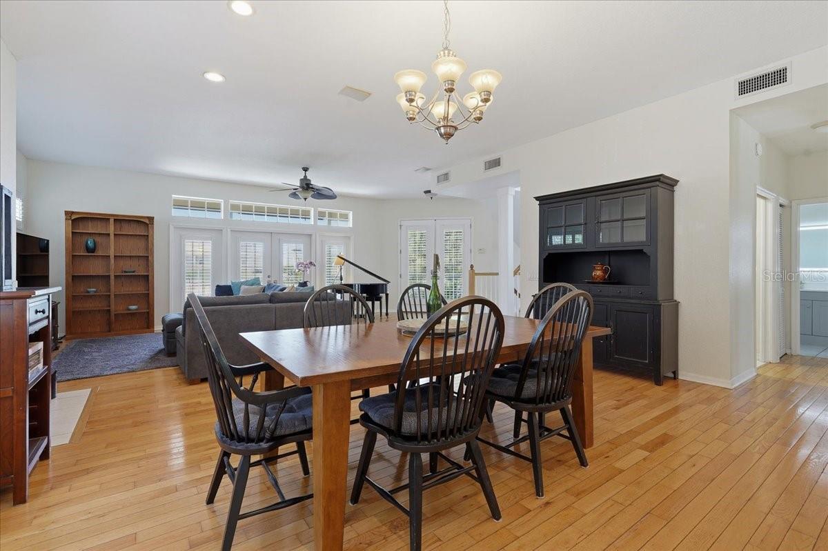 196 SHORE DR, PALM HARBOR, FL, 34683