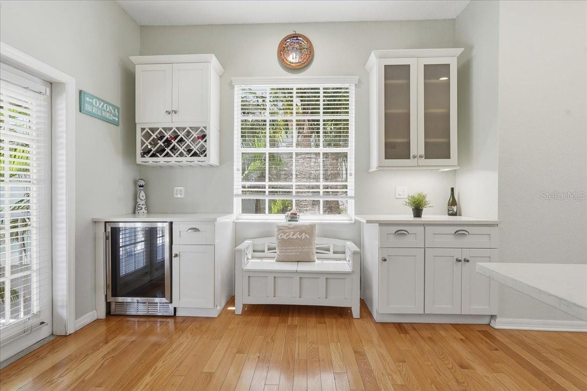 196 SHORE DR, PALM HARBOR, FL, 34683