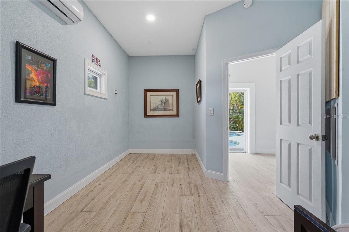 196 SHORE DR, PALM HARBOR, FL, 34683