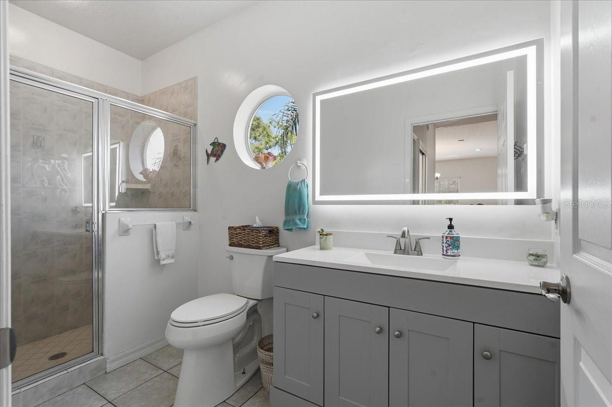 196 SHORE DR, PALM HARBOR, FL, 34683